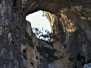 90 Il foro nella roccia